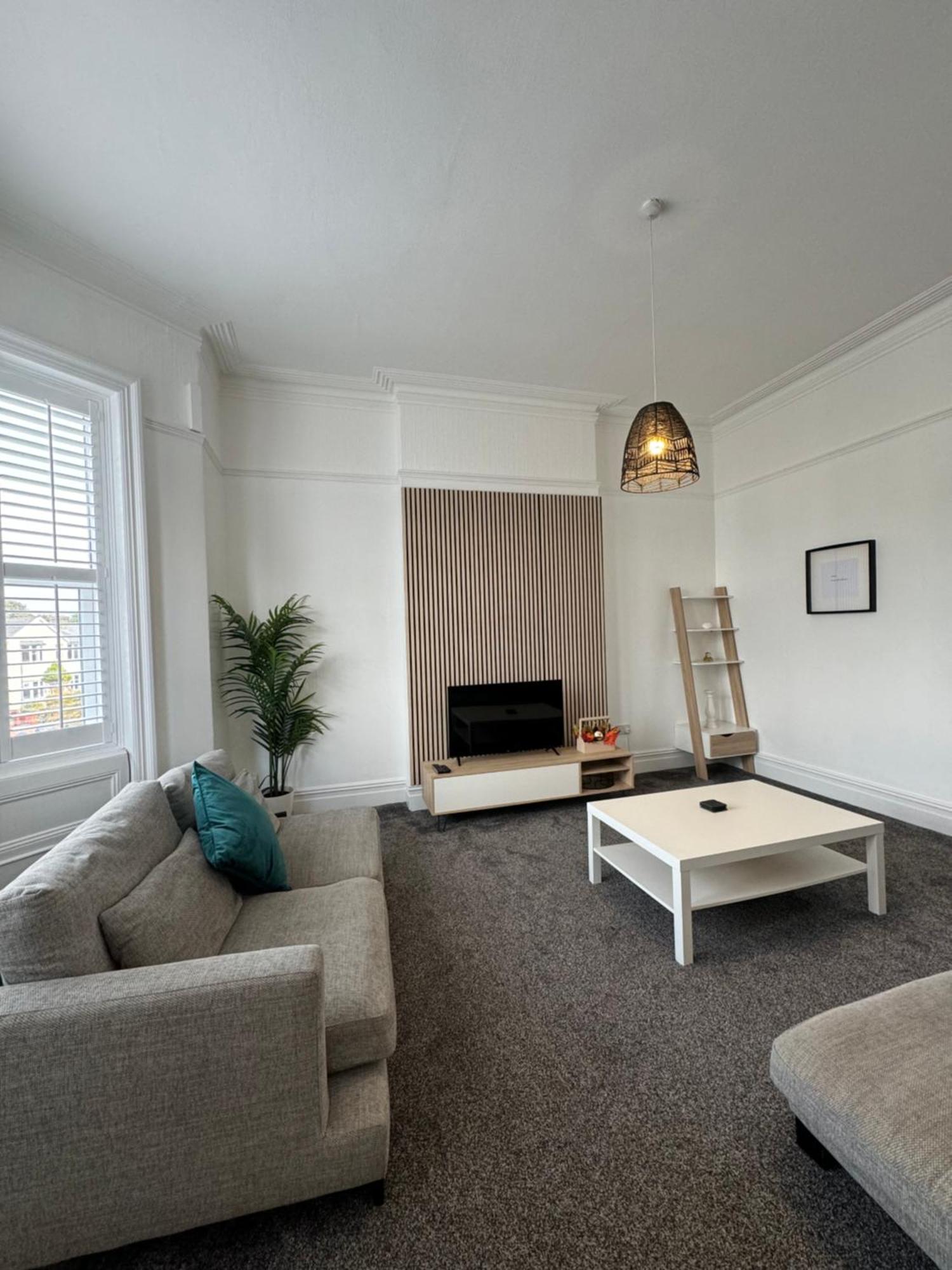 Spacious Victorian Birkdale Apartment With Garden Southport Zewnętrze zdjęcie